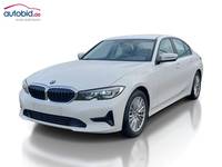 Pogled od napred levo