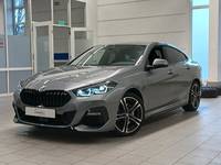 Vaizdas iš priekio kairės