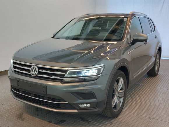 Pogled od napred levo