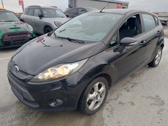 Náhled zpředu zleva