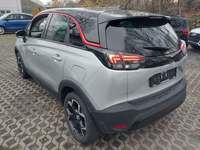 Vue de l’arrière gauche