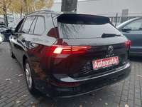 Vue de l’arrière gauche