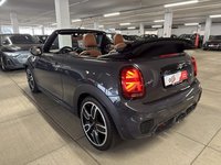 Vista traseira esquerda