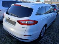 Vista posteriore destra