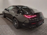 Vaade tagant vasakult