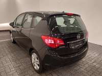 Pogled od pozadi levo