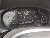 Pohled na přístrojovou desku