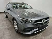 Pogled od napred  desno