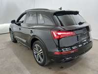 Vue de l’arrière gauche