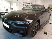 Skats no kreisās puses priekšā