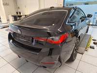 Skats no labās puses aizmugurē