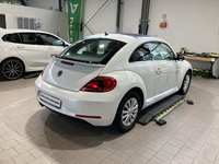 Skats no labās puses aizmugurē