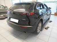 Skats no labās puses aizmugurē