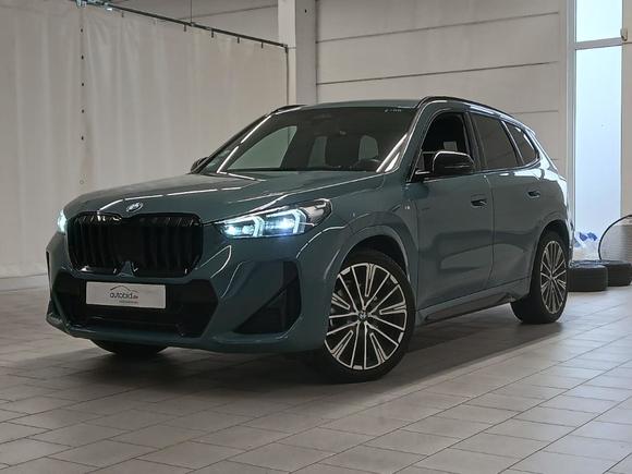 Vaizdas iš priekio kairės