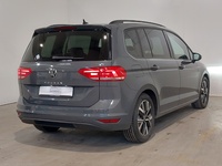 Vaizdas iš galo dešinės