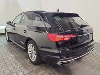 Vaade tagant vasakult