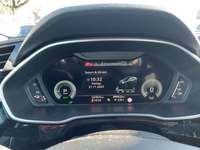 Pohled na přístrojovou desku