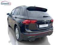 Vaade tagant vasakult