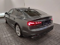 Pogled od pozadi levo