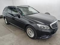 Vue de l’avant droit