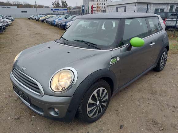 Vista anteriore sinistra