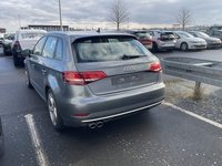 Pogled od pozadi levo