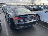 Pogled od pozadi levo