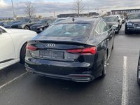 Pogled od pozadi desno