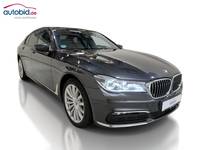 Skats no labās puses priekšā