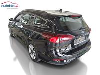 Vue de l’arrière gauche