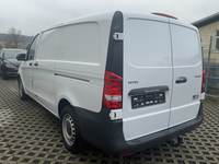 Vaizdas iš galo kairės