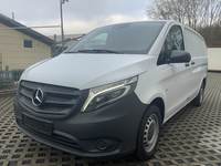 Vaizdas iš priekio kairės