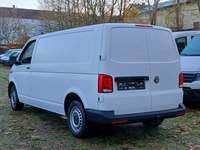 Vaizdas iš galo kairės