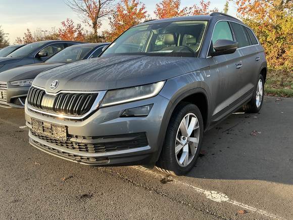 Vaizdas iš priekio kairės