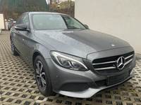 Vaizdas iš priekio dešinės