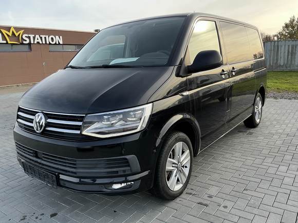 Vaizdas iš priekio kairės