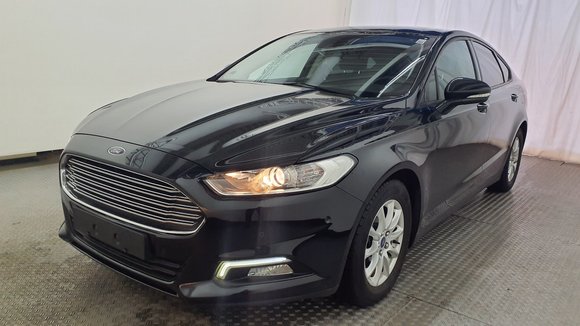 Vaizdas iš priekio kairės