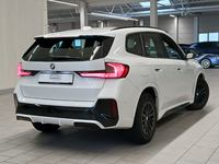 Vue de l’arrière droit