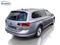 Skats no labās puses priekšā