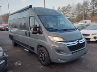 Όψη εμπρός δεξιά