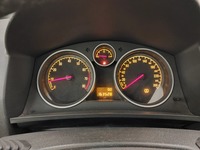 Pogled na kombinovani instrument