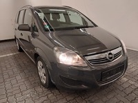 Pogled od napred  desno