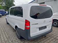 Vaizdas iš galo kairės