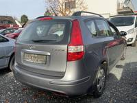 Vaizdas iš galo dešinės