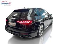 Skats no labās puses aizmugurē