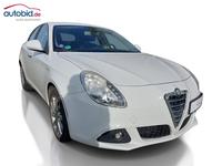 Skats no labās puses priekšā