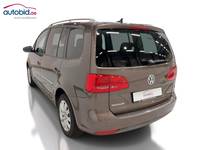 Вид сзади слева