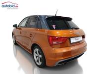 Вид сзади слева