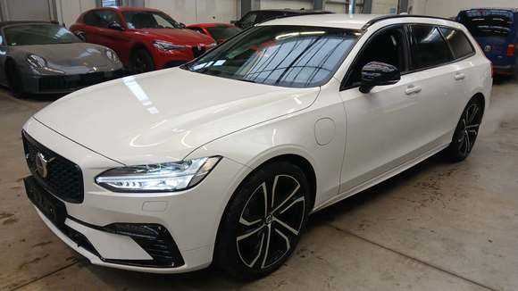 Vue de l’avant gauche