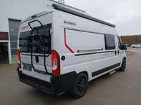 Vue de l’arrière droit